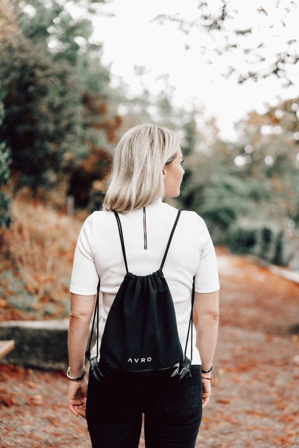 AVRO Lightweight Drawstring Bag
